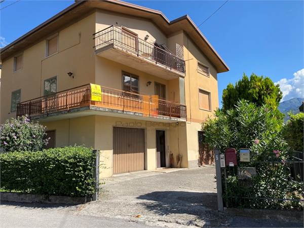 Semi Detached House for sale in Costa Volpino