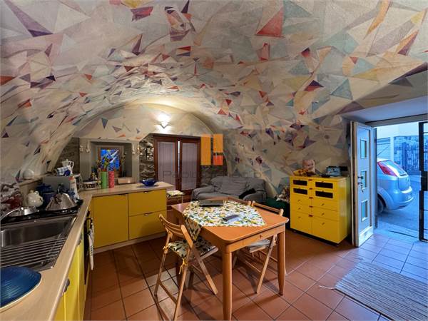 Semi Detached House в продажа для Darfo Boario Terme