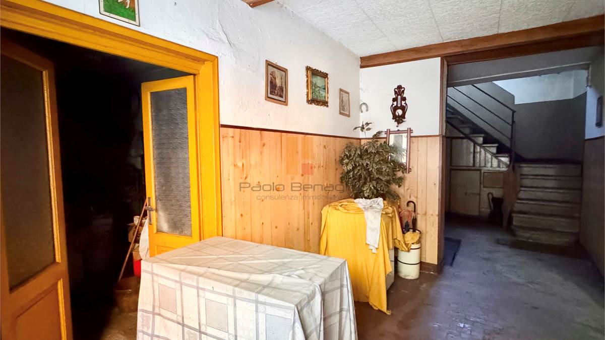 ground floor entrance 