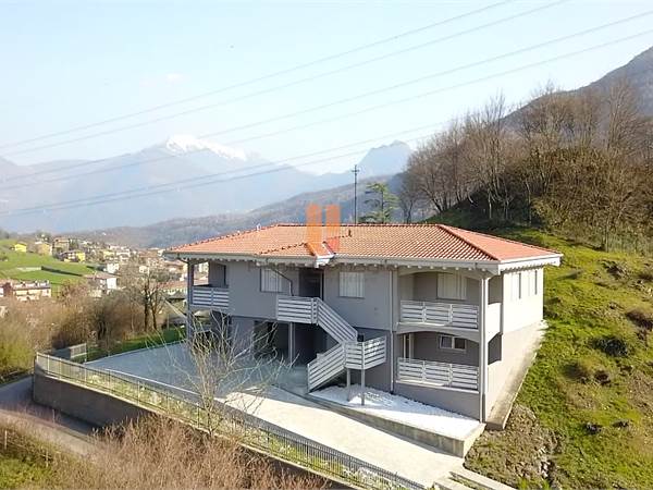 Villa for sale in Sovere